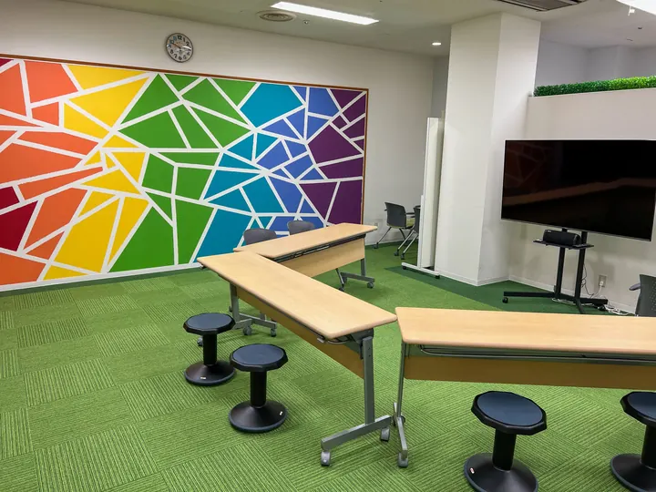 Home 17 姫路駅南教室の室内