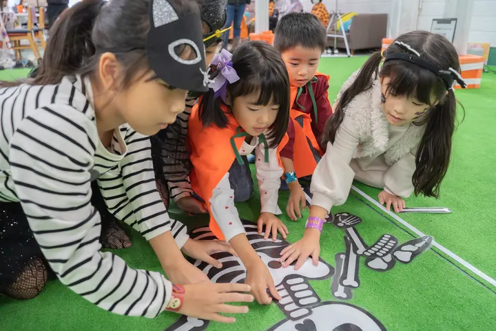 Home 13 ハロウィーンイベントの様子